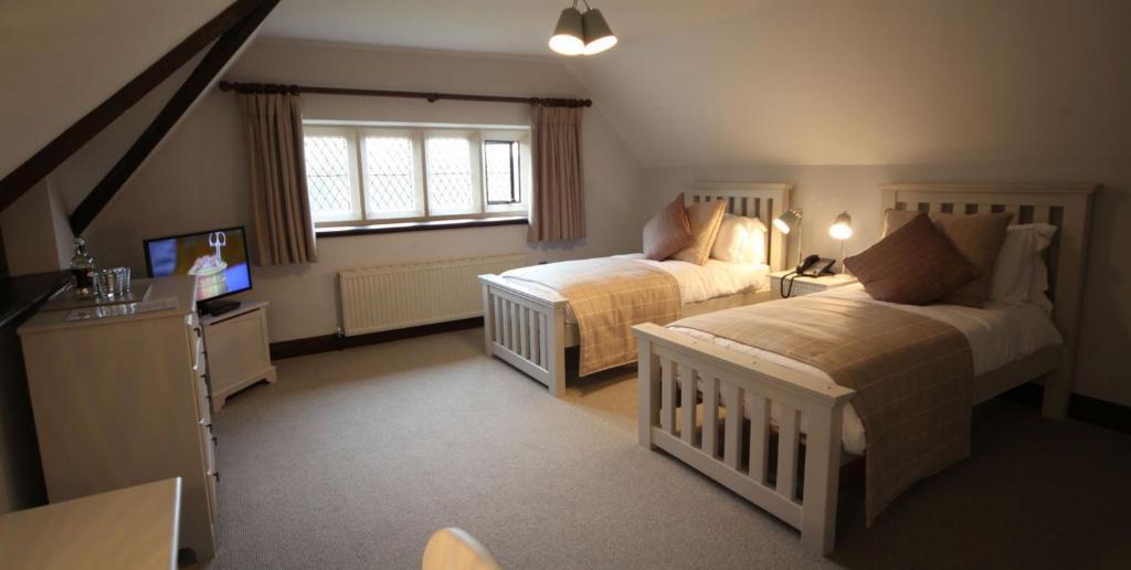 Weston Hall Stafford Quarto foto